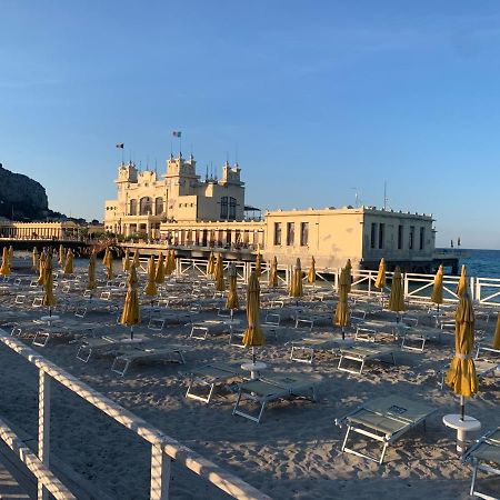 شقة George House Mondello 34 المظهر الخارجي الصورة